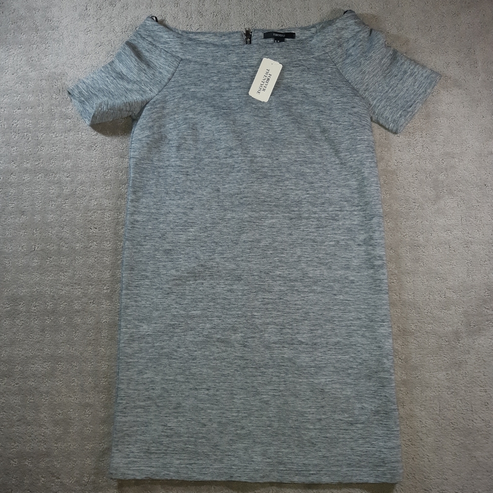 NWT Knit Off Shoulder Dress